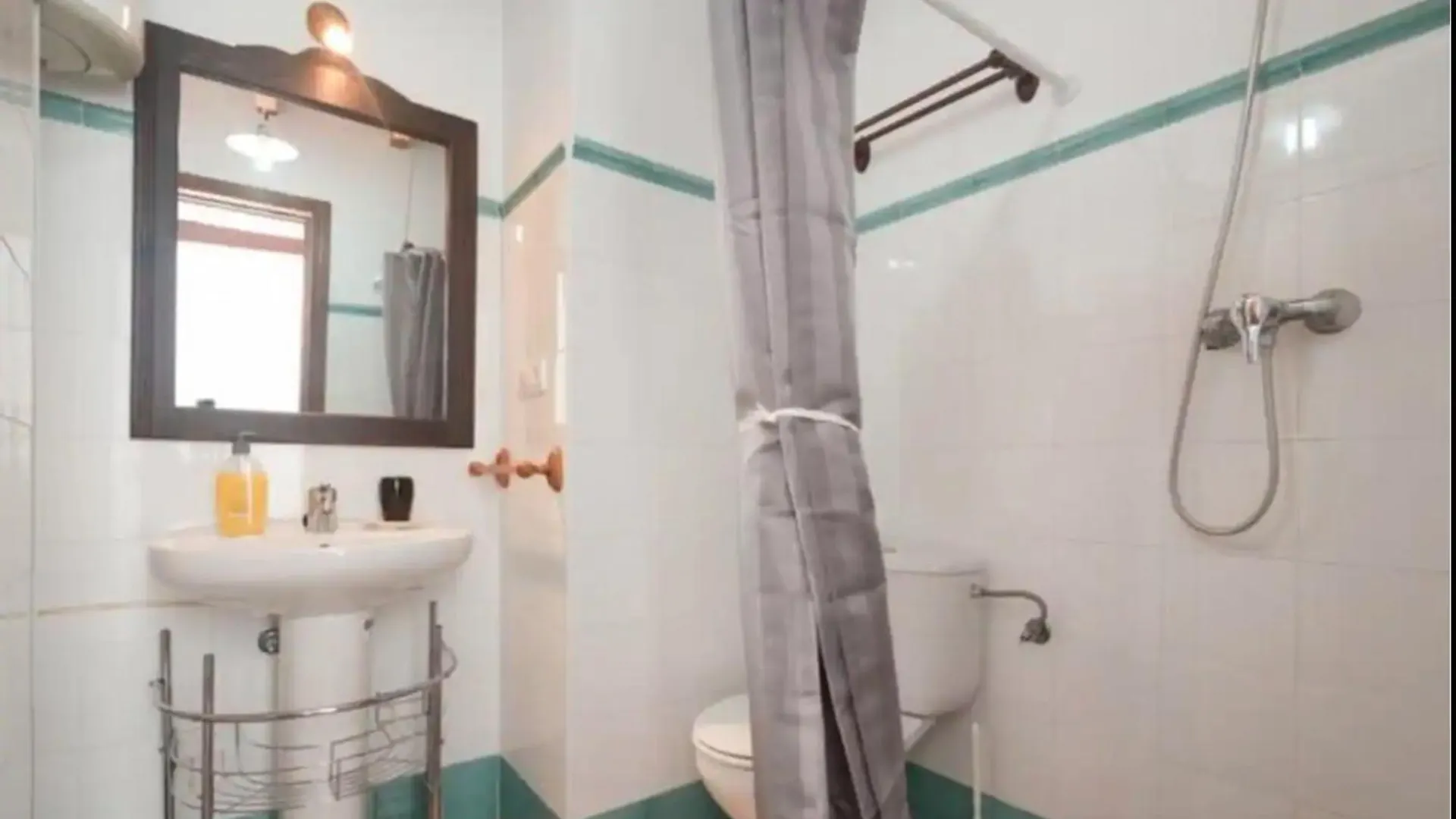 Apartamentos Centro Historico A Los Pies De La Alhambra Granada Spain
