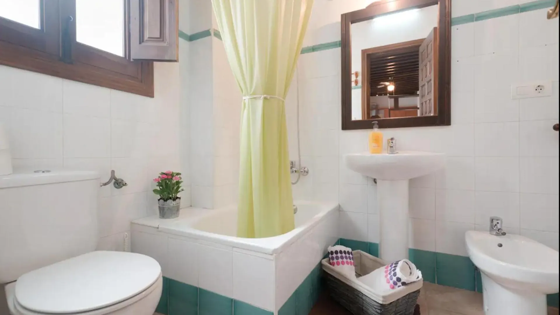 Apartamentos Centro Historico A Los Pies De La Alhambra Granada Apartment